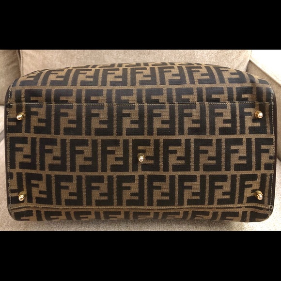 Boston Bag - Picture 11 of 16